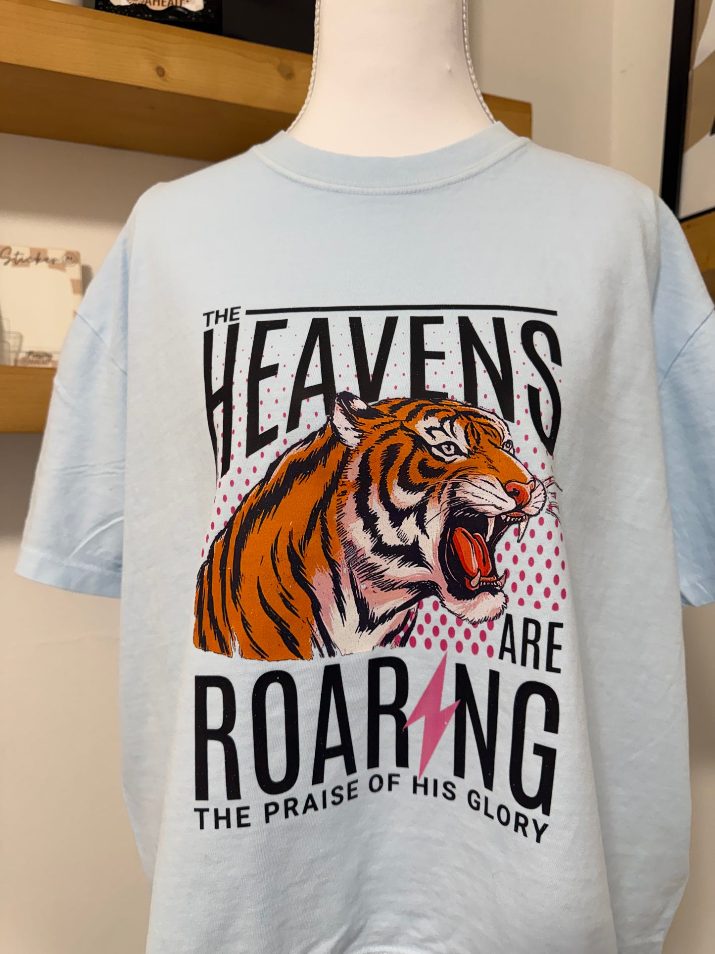 Heavens are Roaring Boxy Crop Graphic Tee